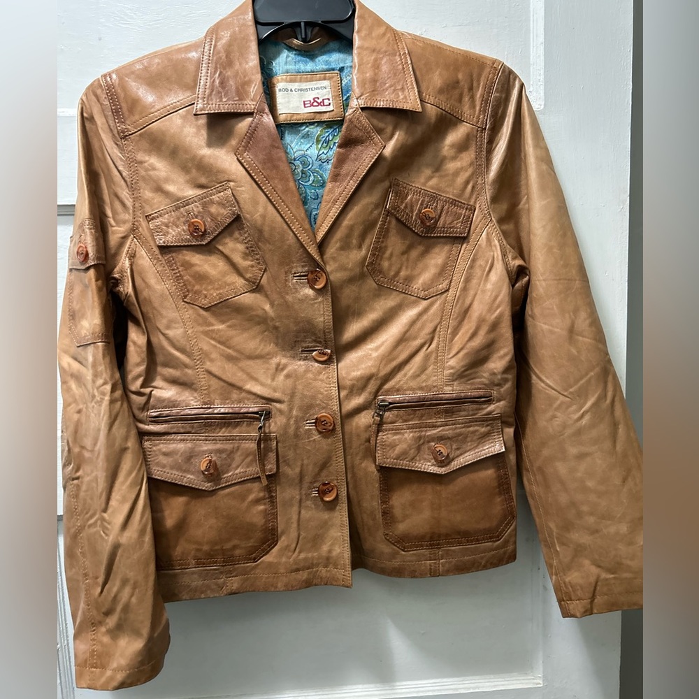 Womens Bod and Christensen camel color leather jacket size xl